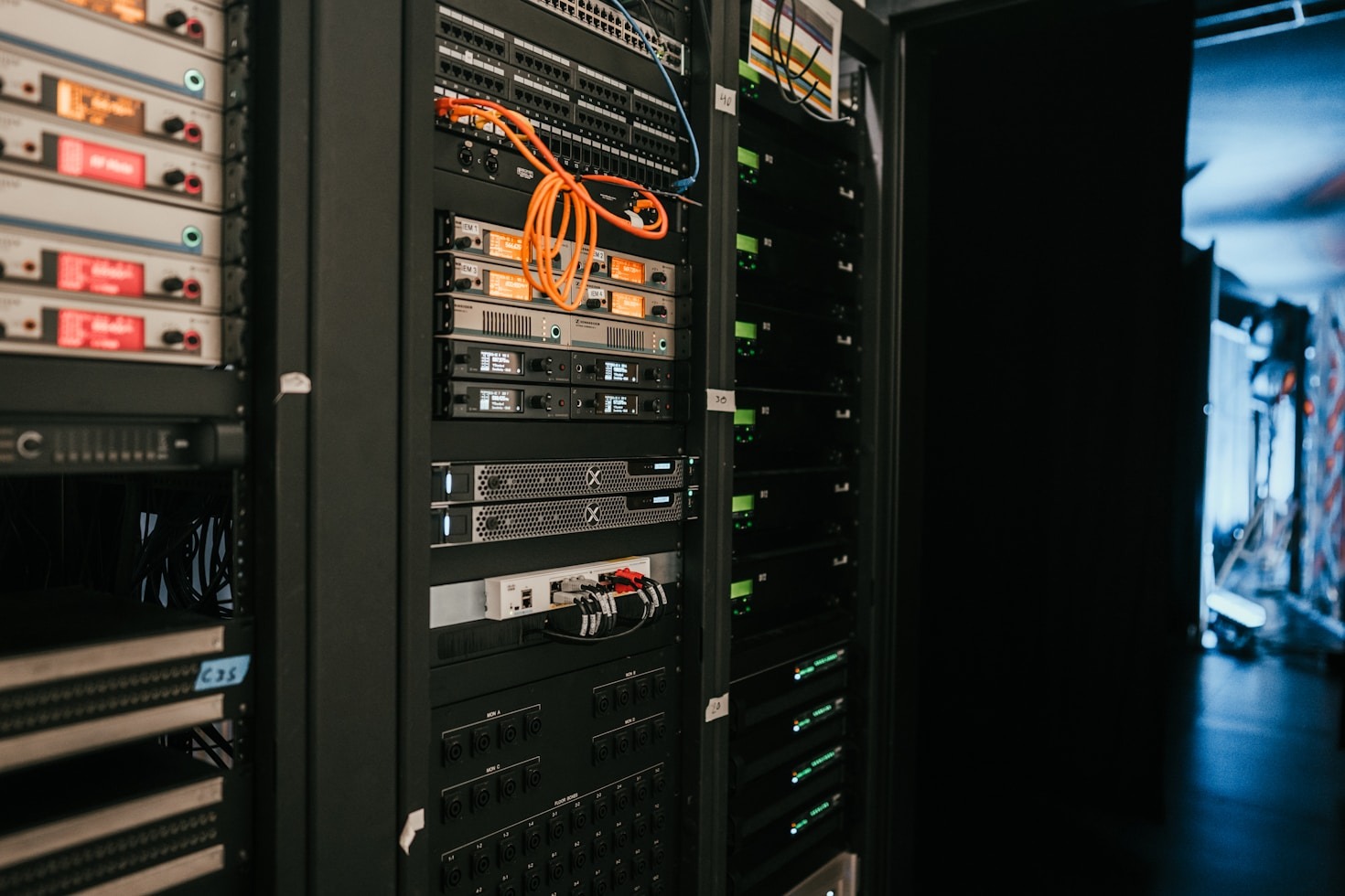 How to Choose the Right Hosting Plan